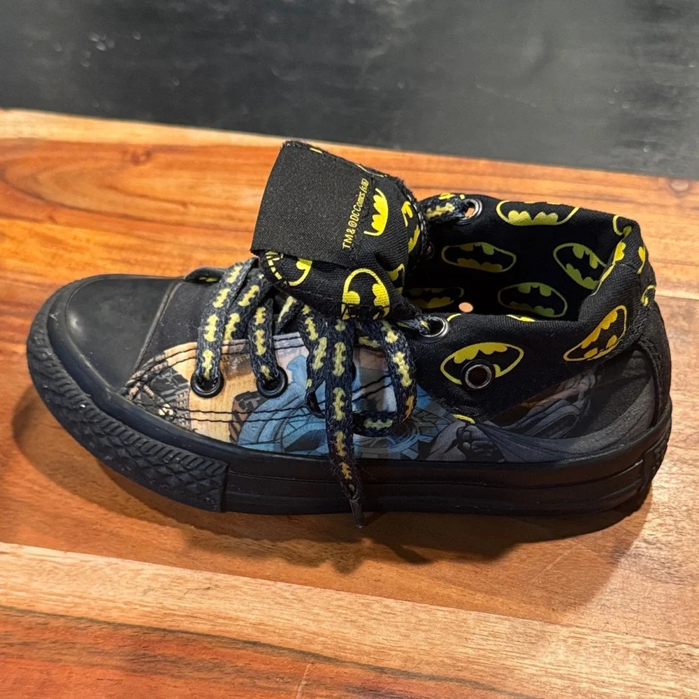 Converse All-Star Chuck Taylor Batman DC Comica Kids High-Top Sneakers - 11C - Picture 13 of 14